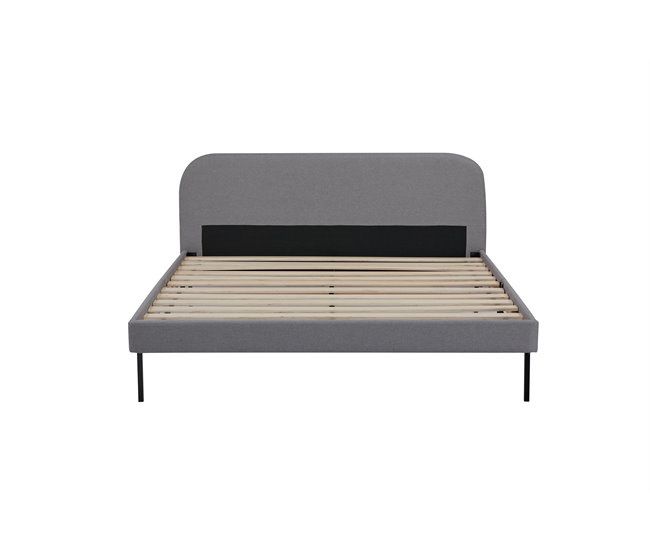 Cama casal muito confortavel nova