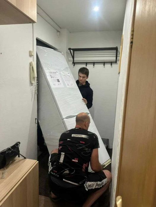 Грузчик Харьков, Заказать грузчиков, Грузчики на час Вантажники Харків