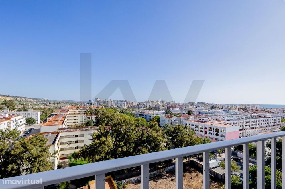 Apartamento T2 com Terraço e Vista Mar | Santo António da Caparica