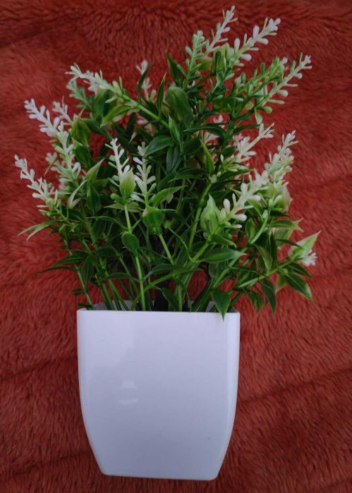 Sztuczne kwiaty z doniczkami 6 szt. zestaw roślin sztucznych