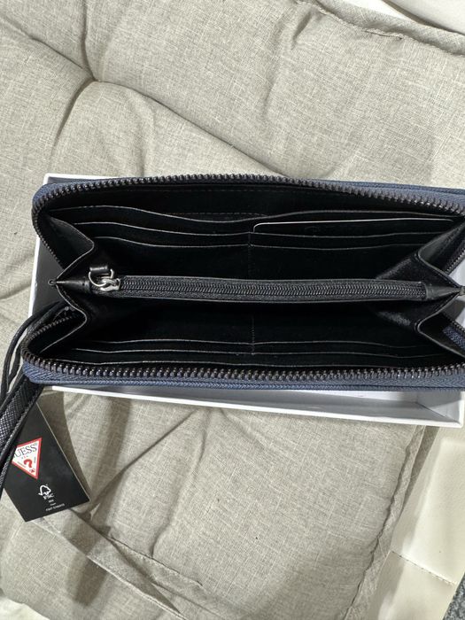 Продам Кошелек guess синий