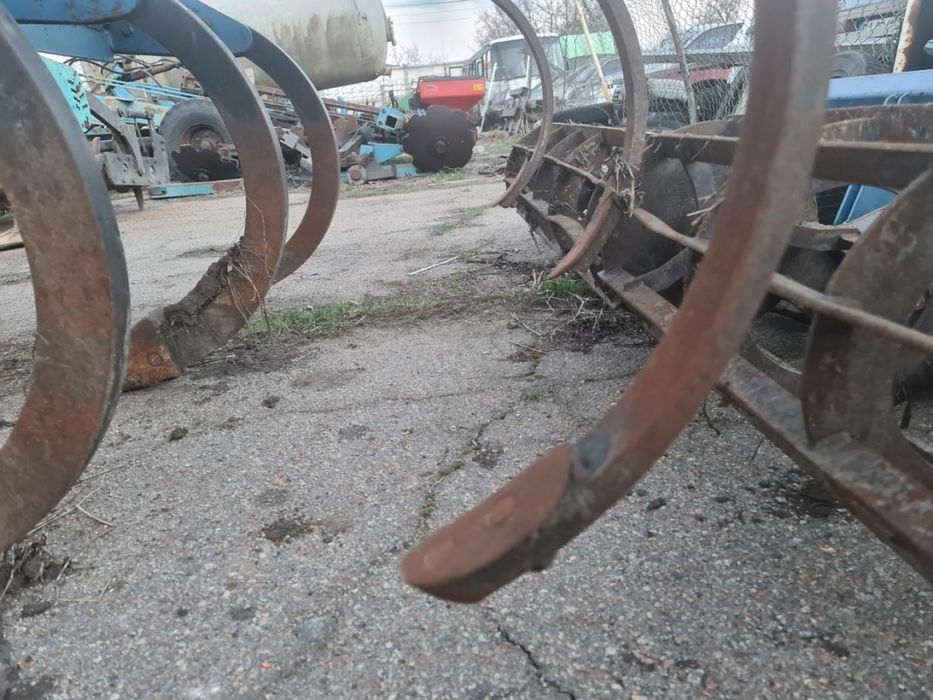 Агрегат комбінований АКГР-2.8, дискова борона та глибокорозпушувач,