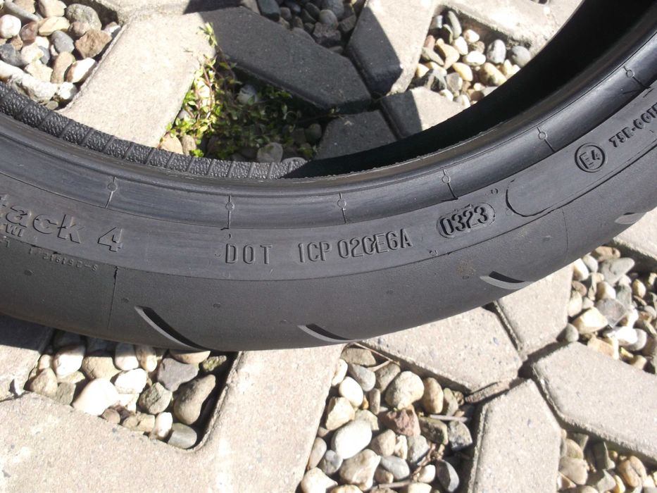 opona 120/70ZR17 Continental Conti Sport Attack 4 dot0323 2,7mm r17