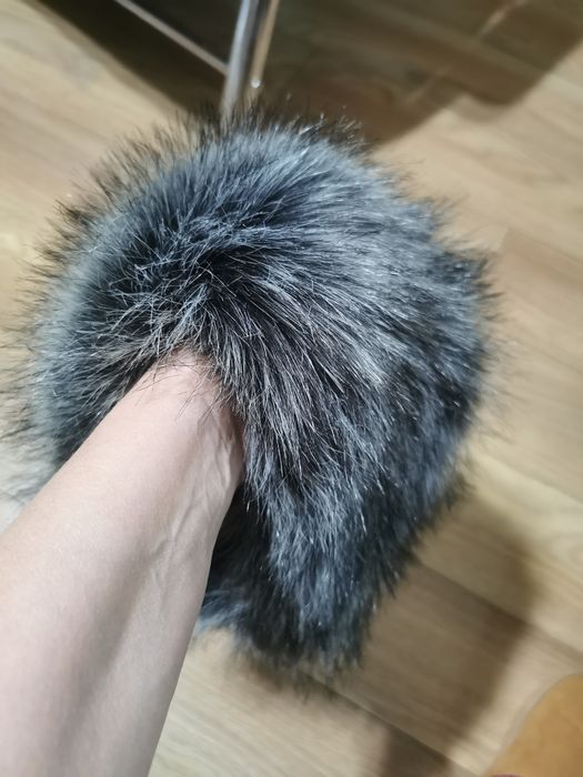 Czapka damska. Sztuczne futro