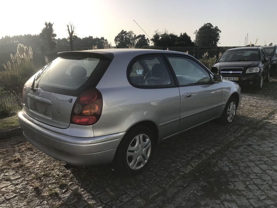 Toyota Corolla E11 1.6 16V 3P 2000 - Para Peças