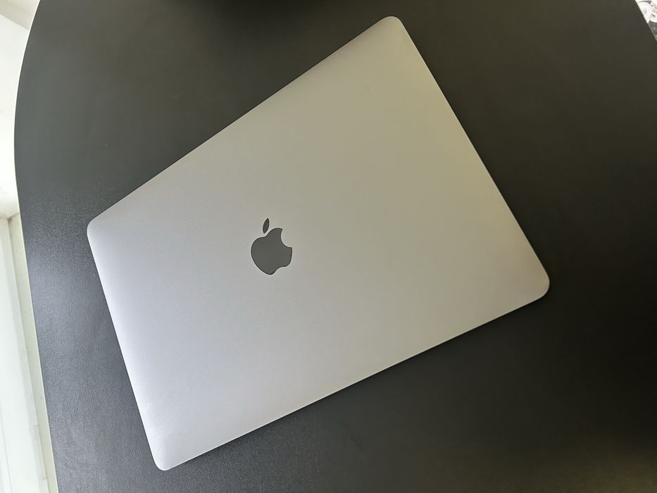 Apple MacBook Air M2, 2022 р. SSD 256 gb