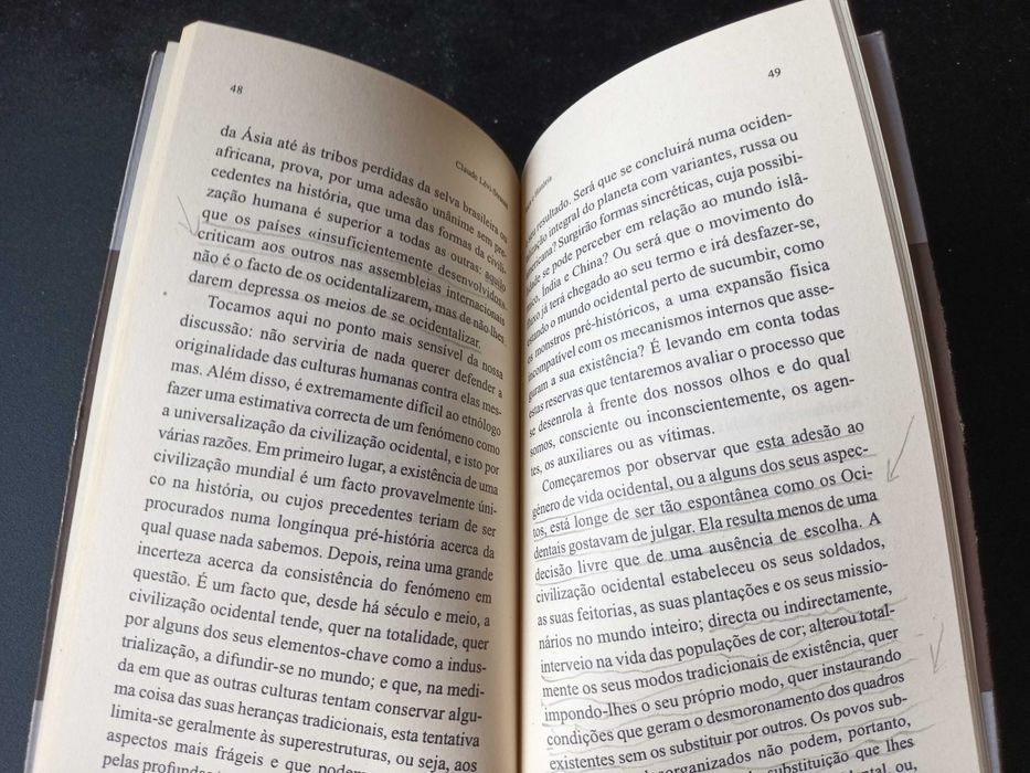 "Raça e História" por Claude Lévi-Strauss