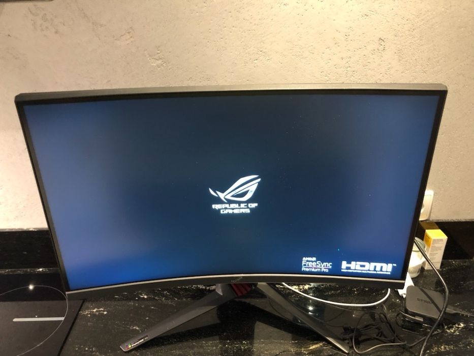 Monitor Asus Rog Strix XG27W 2560x1440x 165hz zakrzywiony ekran