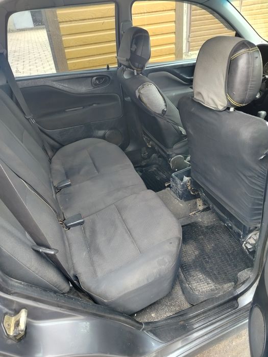 Продам мітсубісі спецс стар 2004 рік газ бензин