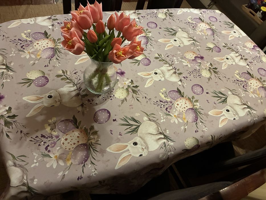 Obrus wielkanocny 240/140 nowy
