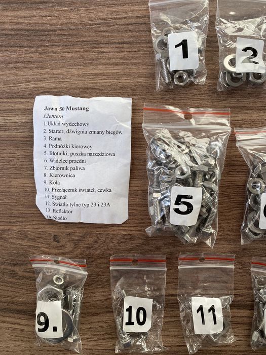 NOWY komplet śrub śruby NIERDZEWNE JAWA 50 TYP 23 MUSTANG jawka