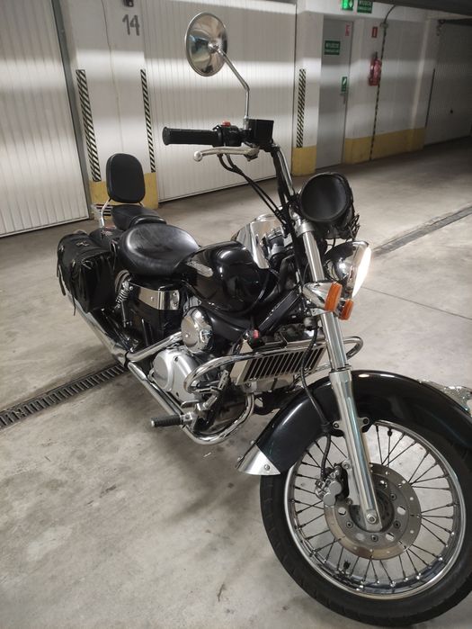 Honda  VT  shadow 125 cm