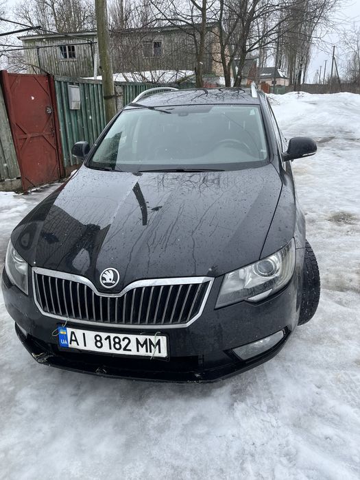 SKODA SUPERB універсал 2014 року