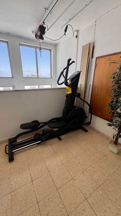 Domyos EL900 – Elíptica Premium | Como Nova | Pouco Uso | 550€ - Negociável