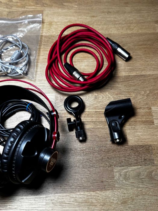 Focusrite Scarlett 2i2 Studio 2Gen - SPRZEDAM!!!
