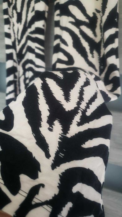 Spodnie dzwony legginsy Tezenis rozm:M