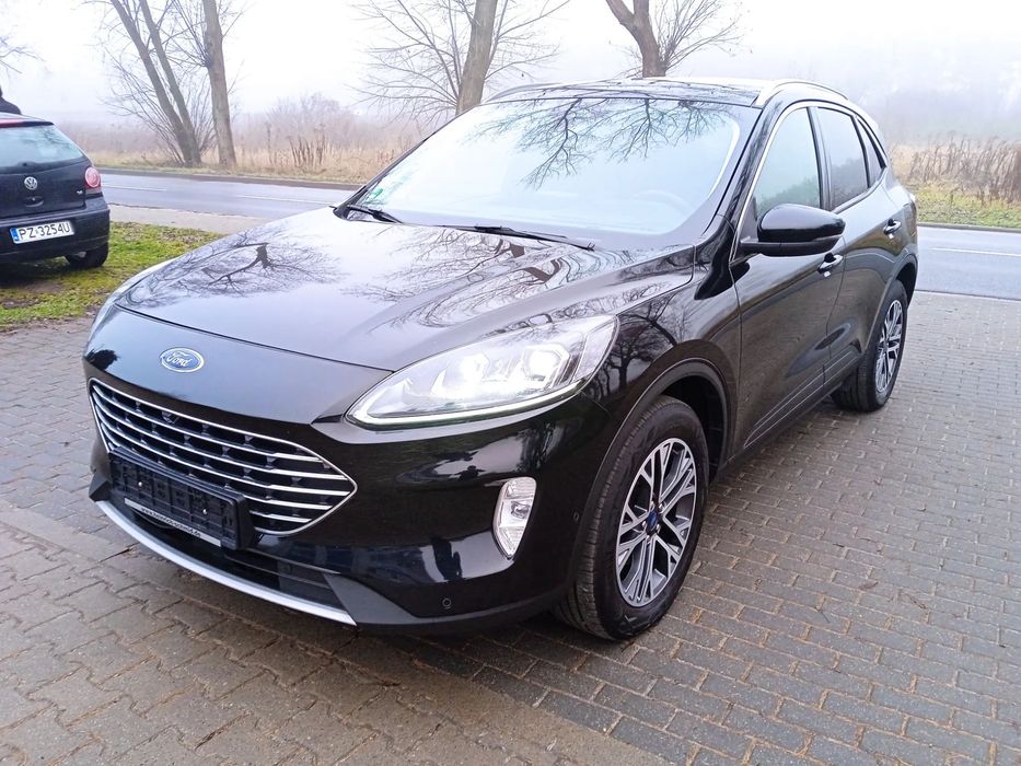 Ford Kuga Automat, 4x4 Titanium 2023r