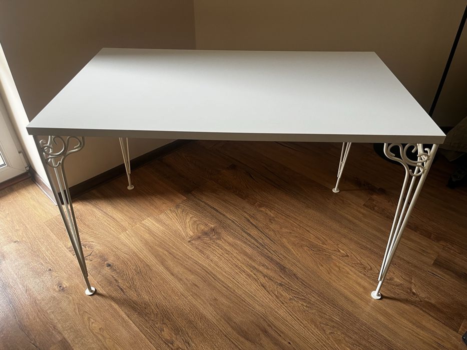 Biurko / Stół - Ikea FALKHÖJDEN (białe)