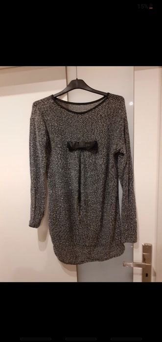 Sweter z kokardą