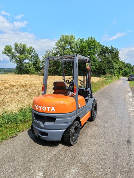 Wózek toyota 6fdf30