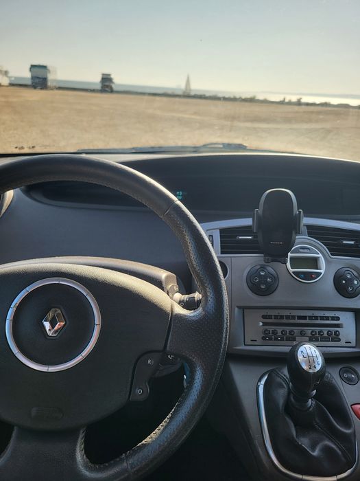 Renault Scenic 1.5 DCI 106CV