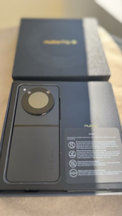 NUBIA Flip 5G 256Gb/8Gb Dual SIM Preto