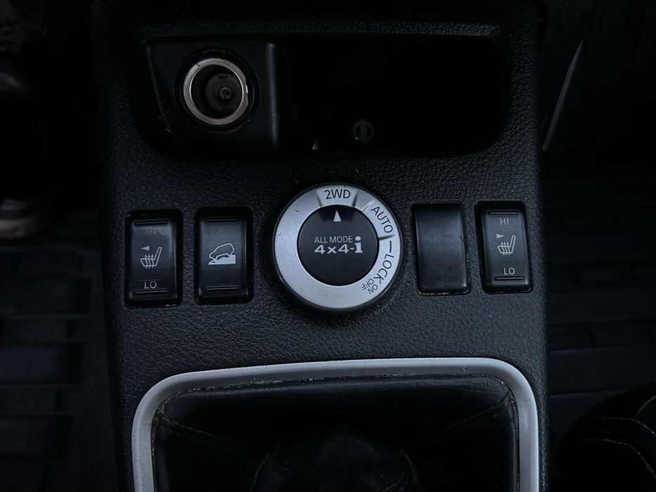Nissan X-Trail T31 2.0 дизель 2007 року 4х4