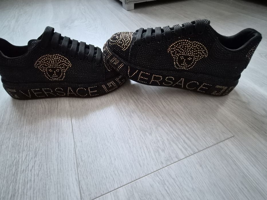 Buty czarne versace r.38 nowe wkl 24,5 cm