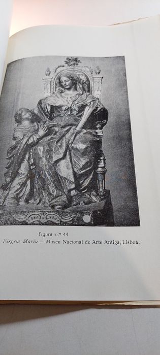 A Virgem na Arte Nacional - Correia de Campos (1956)