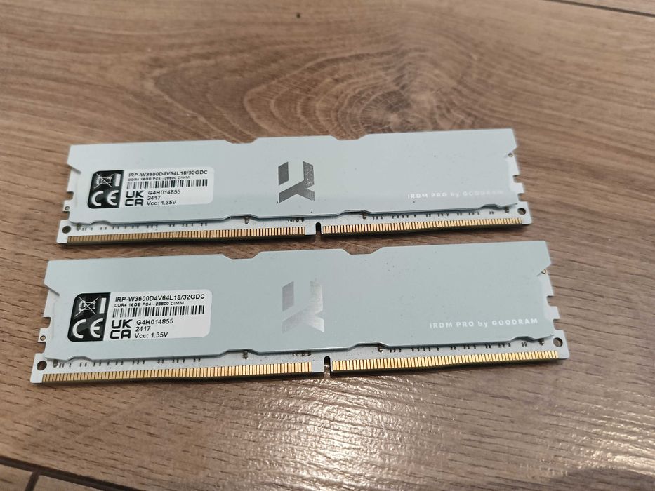 Pamięć RAM GOODRAM IRDM 2x16GB 3600MHz CL18 Biały