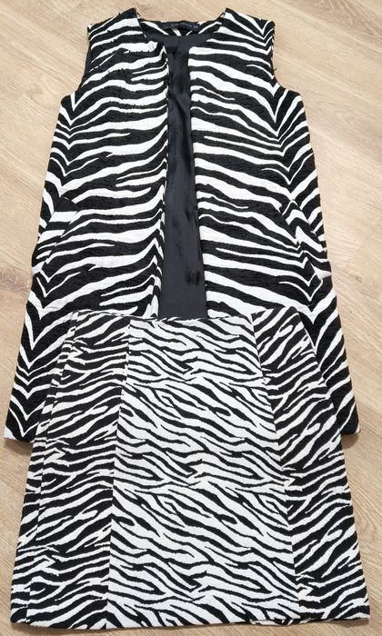 Kamizelka i spódnica zebra Zara rozmiar S