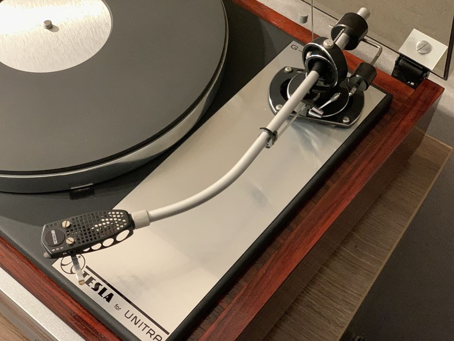 Аудиофильский проигрыватель винила Unitra Fonica G 600 B  Tesla P 1101