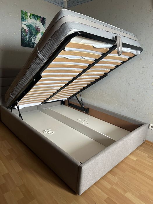 Кровать с матрацом Венето, Оливия