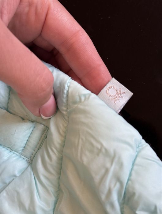 Куртка для дівчинки benetton