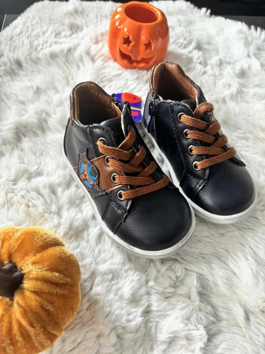 Buty skórzane w rozmiarze 21 chłopięce Apawwa skórzane granatowe