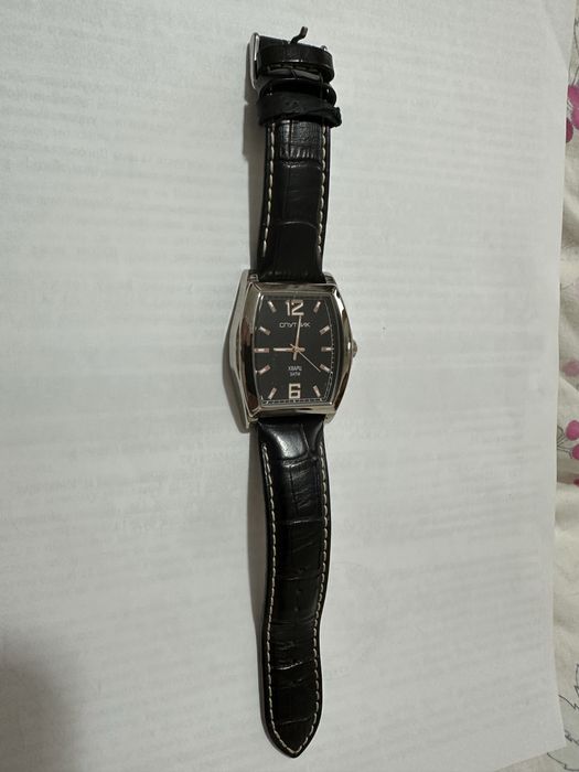 Наручний  годиник Спутник Кварц