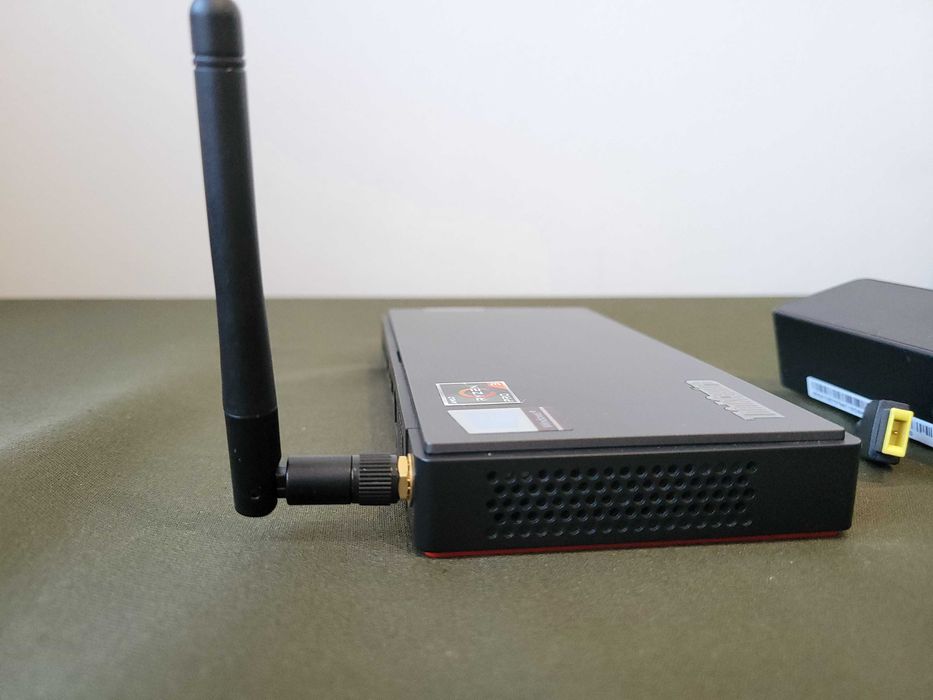 Мини ПК Lenovo ThinkCentre M75n Nano Ryzen 3 Pro 8/128Gb m.2 Wi-Fi