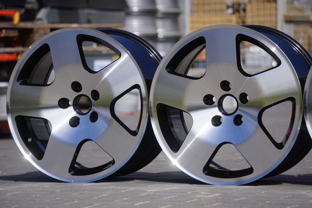 Alufelgi oryginał AUDI 4B3601025D 5x112 8Jx17 et35 cb57,1mm w czarnym lakierze, front cnc
