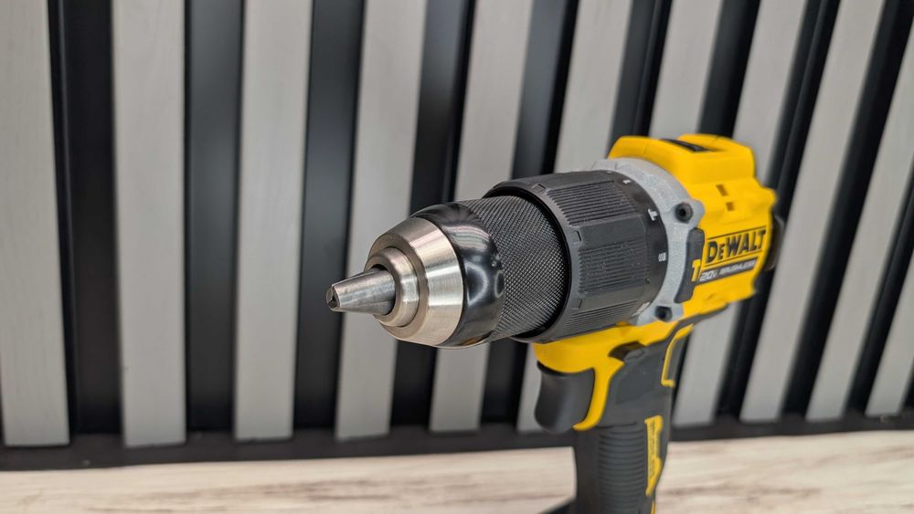 Безщіточний шуруповерт DeWalt DCD799 20v