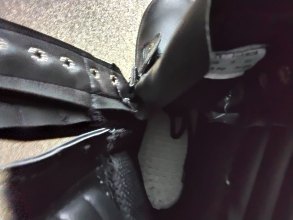 Buty skoczki ochrona.