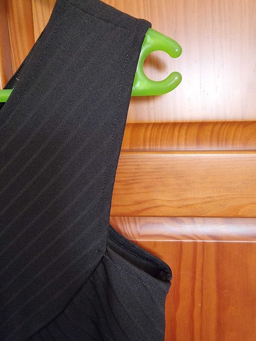 Vestido preto com padrão Mango, tamanho S