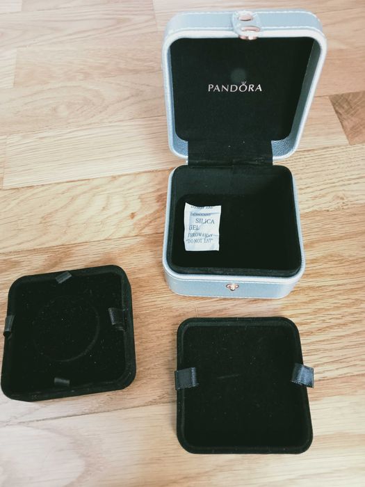 Caixa grande prateada Pandora para pulseira_NOVA