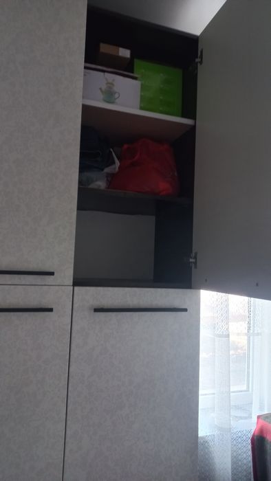 Продам шафу з полками