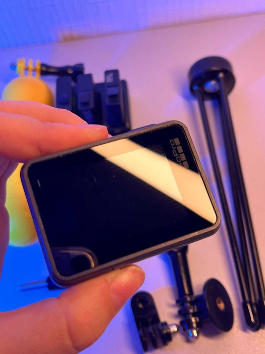 Екшн-камера GoPro HERO 7 Black з трьома акумуляторами