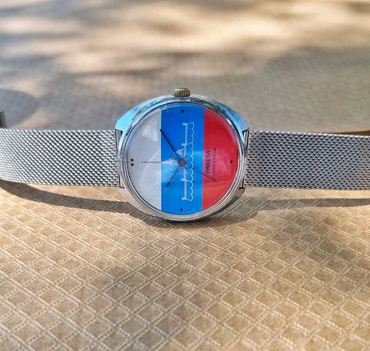 Relógio vintage USSR Russo/Soviético Raketa  (mecânico corda jumbo)