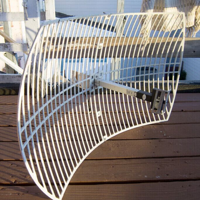 Ubiquiti AirMax Bullet M2, TP-Link Wi-Fi Antenna64284472030977121