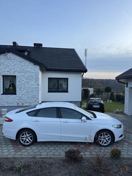 *Ford Mondeo 2014 1.5 Ecoboost 160km*