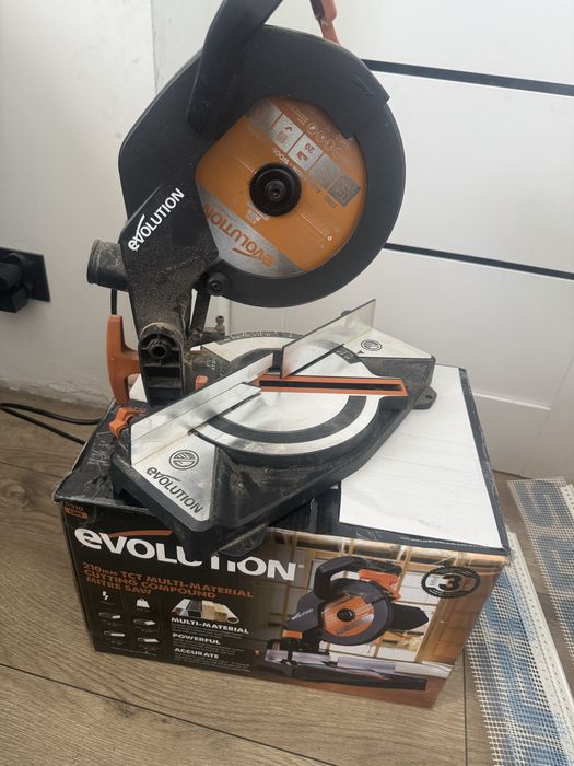 Ukośnica Evolution 210mm