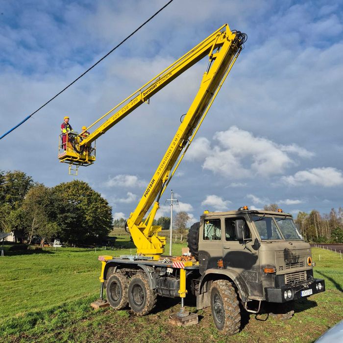 Podnosnik Koszowy 6x6, 30m, 26m, 18m Samojezdne Genie 16m