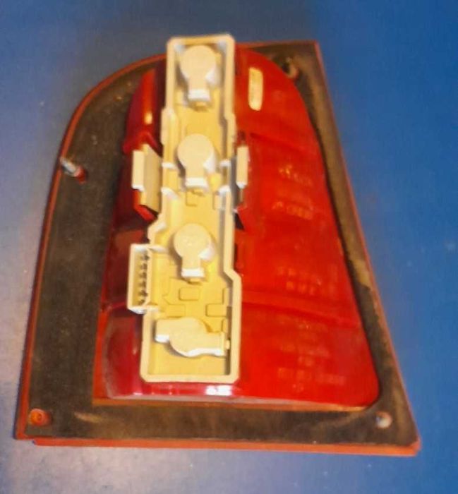 Lampa tylna prawa lewa prawy lewy tył Skoda Octavia 1 wkład Hatchback